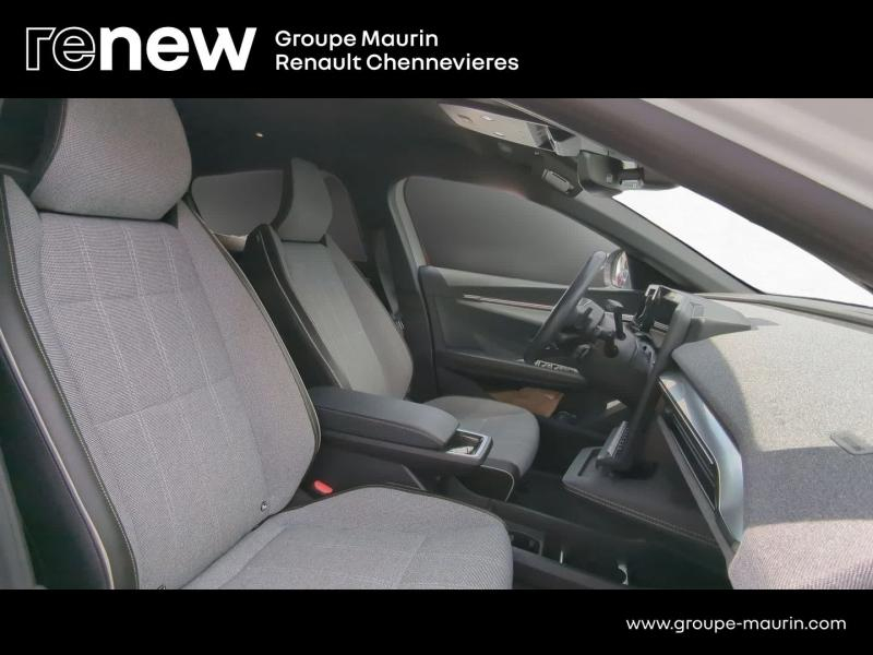 RENAULT Megane d’occasion à vendre à CHENNEVIÈRES-SUR-MARNE chez ADP - SOVEA 94 (Photo 15)