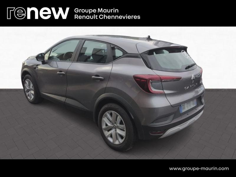 RENAULT Captur d’occasion à vendre à CHENNEVIÈRES-SUR-MARNE chez ADP - SOVEA 94 (Photo 5)