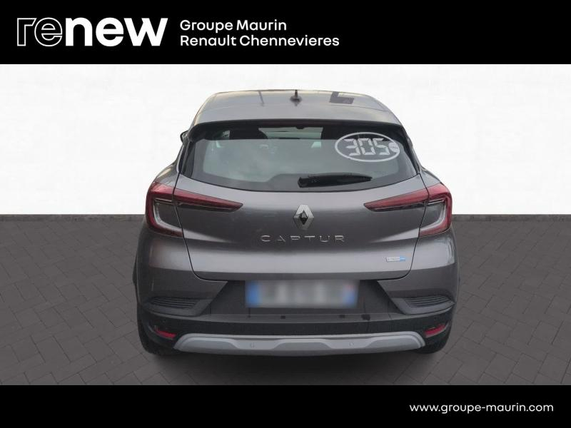 RENAULT Captur d’occasion à vendre à CHENNEVIÈRES-SUR-MARNE chez ADP - SOVEA 94 (Photo 6)