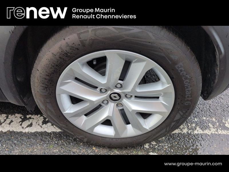 RENAULT Captur d’occasion à vendre à CHENNEVIÈRES-SUR-MARNE chez ADP - SOVEA 94 (Photo 9)