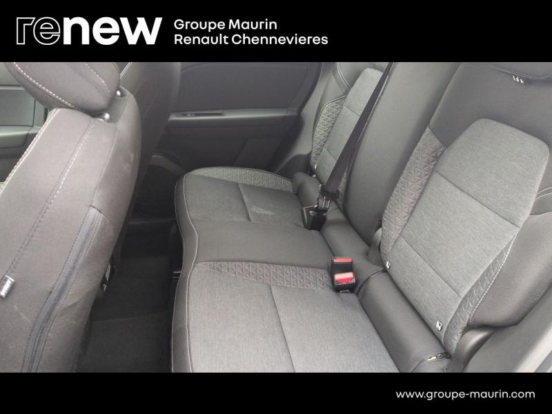 RENAULT Captur d’occasion à vendre à CHENNEVIÈRES-SUR-MARNE chez ADP - SOVEA 94 (Photo 16)