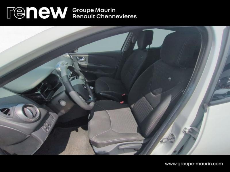 RENAULT Clio d’occasion à vendre à CHENNEVIÈRES-SUR-MARNE chez ADP - SOVEA 94 (Photo 10)