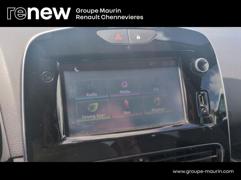 RENAULT Clio d’occasion à vendre à CHENNEVIÈRES-SUR-MARNE chez ADP - SOVEA 94 (Photo 12)