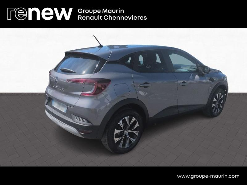 RENAULT Captur d’occasion à vendre à CHENNEVIÈRES-SUR-MARNE chez ADP - SOVEA 94 (Photo 5)