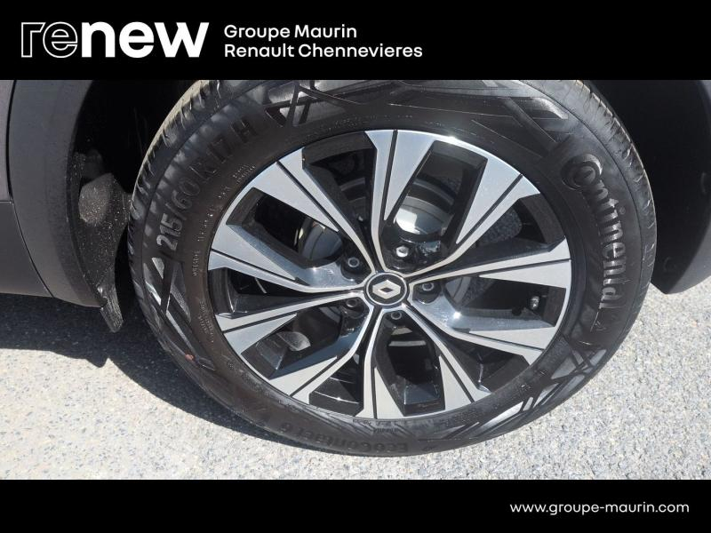 RENAULT Captur d’occasion à vendre à CHENNEVIÈRES-SUR-MARNE chez ADP - SOVEA 94 (Photo 9)