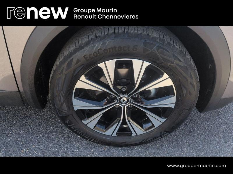RENAULT Captur d’occasion à vendre à CHENNEVIÈRES-SUR-MARNE chez ADP - SOVEA 94 (Photo 11)