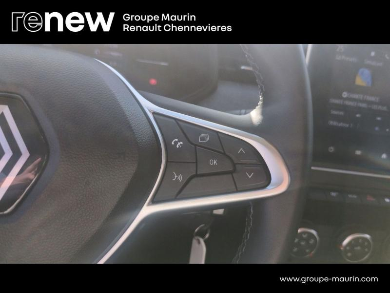 RENAULT Clio d’occasion à vendre à CHENNEVIÈRES-SUR-MARNE chez ADP - SOVEA 94 (Photo 18)