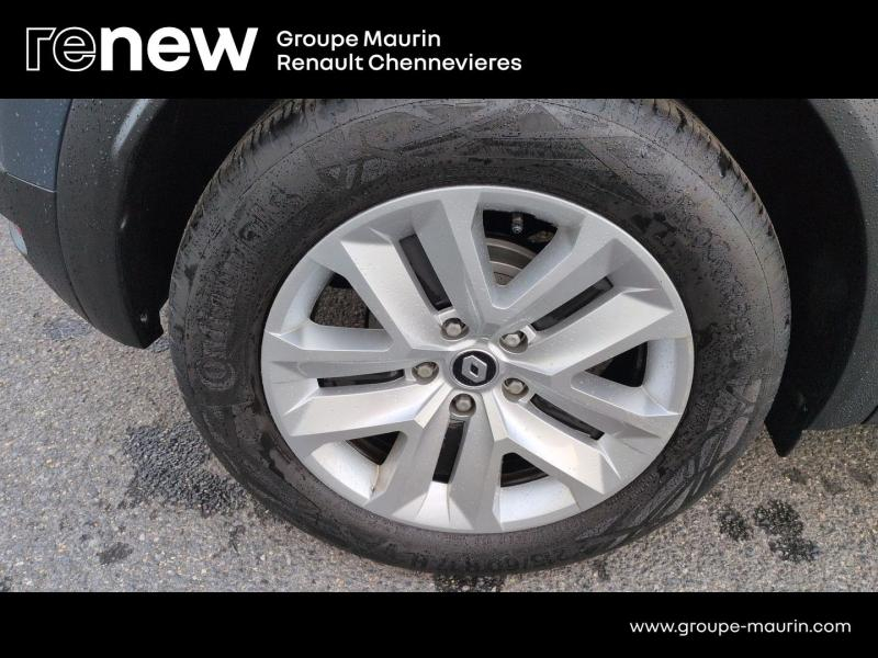 RENAULT Captur d’occasion à vendre à CHENNEVIÈRES-SUR-MARNE chez ADP - SOVEA 94 (Photo 10)